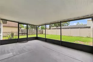 1607 Oak Arbor Ln, Valrico, FL 33596 - Photo 27
