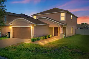 7719 Maroon Peak Dr, Ruskin, FL 33573 - Photo 1