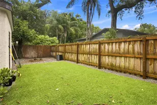 1913 E Hanna Ave, Tampa, FL 33610 - Photo 29