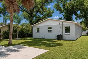 9412 N Elmer St, Tampa, FL 33612 - Photo 11