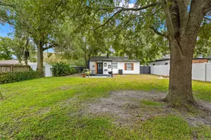 6114 N 23rd St, Tampa, FL 33610 - Photo 25