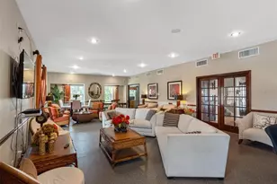 10391 Carrollwood Ln, Tampa, FL 33618 - Photo 51