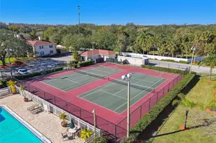 10391 Carrollwood Ln, Tampa, FL 33618 - Photo 41
