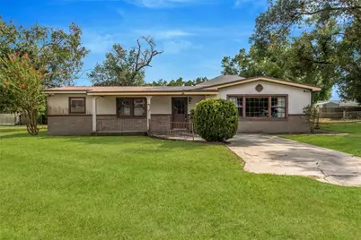 418 Euclid Avenue, Seffner, FL 33584 - Photo 1