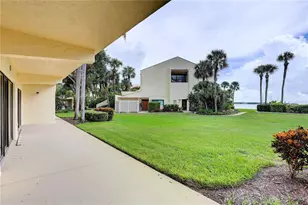 7510 Sunshine Skyway Ln S, Saint Petersburg, FL 33711 - Photo 17