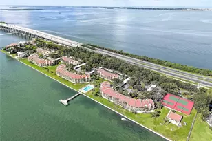 7510 Sunshine Skyway Ln S, Saint Petersburg, FL 33711 - Photo 7