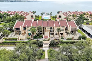 7510 Sunshine Skyway Ln S, Saint Petersburg, FL 33711 - Photo 1