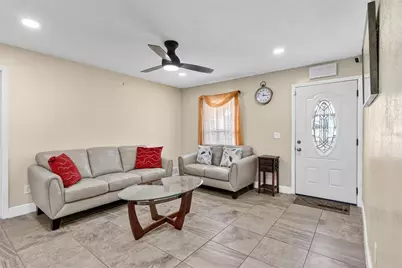 558 Broadmoor Drive, Orlando, FL 32809 - Photo 3