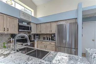 9502 Sunnyoak Dr, Riverview, FL 33569 - Photo 7