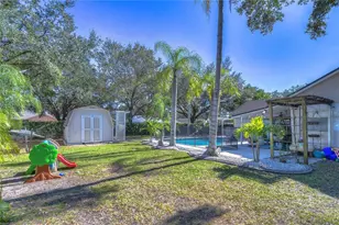 9502 Sunnyoak Dr, Riverview, FL 33569 - Photo 29
