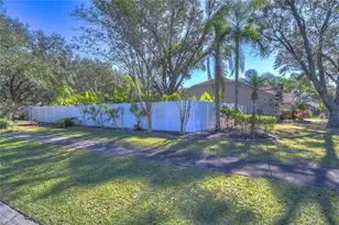 9502 Sunnyoak Dr, Riverview, FL 33569 - Photo 25