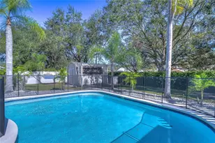 9502 Sunnyoak Dr, Riverview, FL 33569 - Photo 17