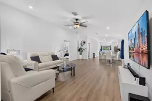 5761 Helmsman Ct, Tampa, FL 33619 - Photo 11
