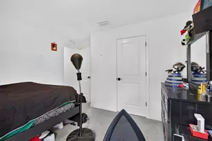 5761 Helmsman Ct, Tampa, FL 33619 - Photo 35