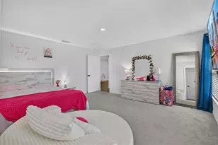 5761 Helmsman Ct, Tampa, FL 33619 - Photo 25