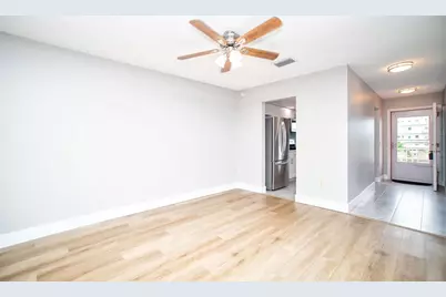 5840 30th Avenue S #202, Gulfport, FL 33707 - Photo 19