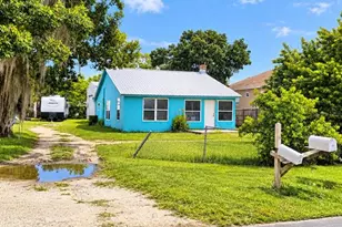 96 8th St NE, Ruskin, FL 33570 - Photo 3