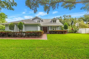 12383 Windtree Blvd, Seminole, FL 33772 - Photo 1