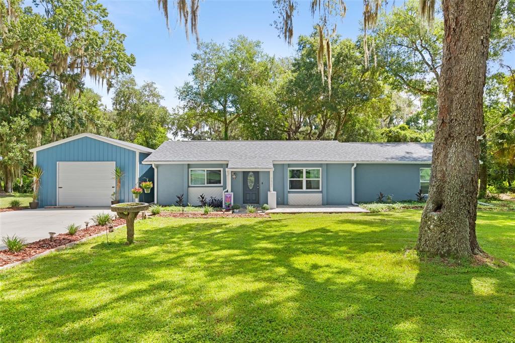 7625 S Annie Terrace - 7625 S Annie Terrace, Floral City, FL 34436 Luxury Property | Jose Angel Pina