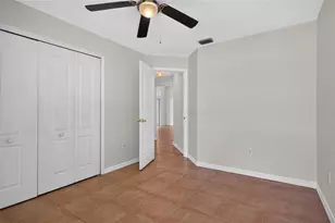 405 Country Vineyard Dr, Valrico, FL 33594 - Photo 27