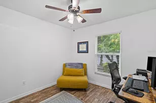 3439 Laurel Dale Dr, Tampa, FL 33618 - Photo 23