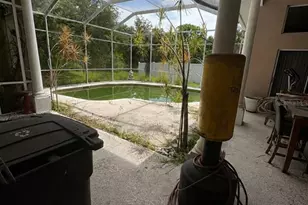 995 Weathersfield Dr, Dunedin, FL 34698 - Photo 9