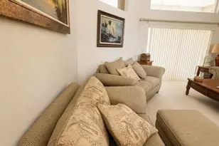 995 Weathersfield Dr, Dunedin, FL 34698 - Photo 3