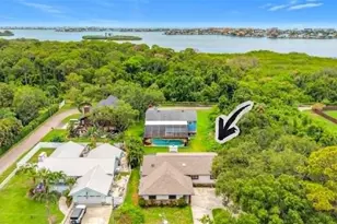 12756 Poinsettia Ave, Seminole, FL 33776 - Photo 29