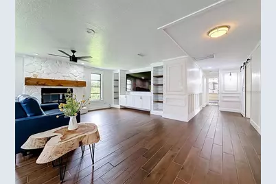 12756 Poinsettia Avenue, Seminole, FL 33776 - Photo 5