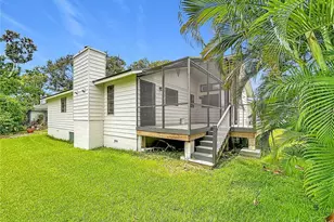 12756 Poinsettia Ave, Seminole, FL 33776 - Photo 25