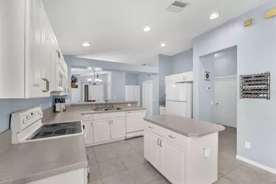 11433 Bay Gardens Loop, Riverview, FL 33569 - Photo 7
