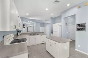 11433 Bay Gardens Loop, Riverview, FL 33569 - Photo 7