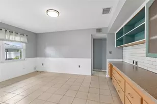1001 La Jolla Ave, Sun City Center, FL 33573 - Photo 13
