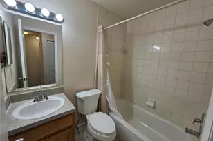 5202 Sunridge Palms Dr, Tampa, FL 33617 - Photo 21