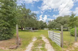 4211 Lowell Ln, Zephyrhills, FL 33541 - Photo 41