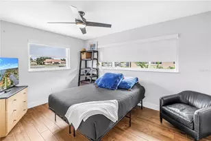 1963 Kansas Ave NE, Saint Petersburg, FL 33703 - Photo 19