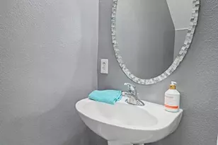 2214 Golden Oak Ln, Valrico, FL 33594 - Photo 17