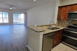 4115 Chatham Oak Ct, Tampa, FL 33624 - Photo 5