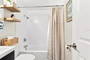 660 Dexter Dr, Dunedin, FL 34698 - Photo 17