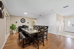 5809 N Hale Ave, Tampa, FL 33614 - Photo 9