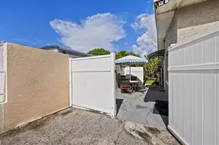 5809 N Hale Ave, Tampa, FL 33614 - Photo 43
