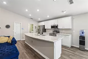 1042 Corso Dr, Winter Haven, FL 33884 - Photo 9