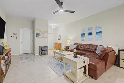 9706 Pembrooke Pines Drive, Sun City Center, FL 33573 - Photo 15