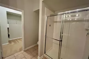 8202 Downpatrick Ct, Tampa, FL 33610 - Photo 15