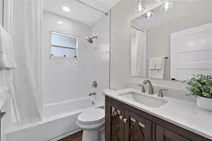 720 Green Cove Dr, Brandon, FL 33510 - Photo 23