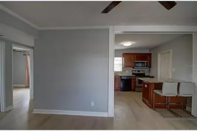 820 86th Avenue N, Saint Petersburg, FL 33702 - Photo 3