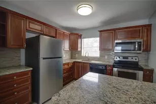 820 86th Ave N, Saint Petersburg, FL 33702 - Photo 5