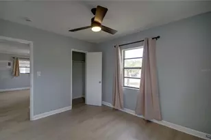 820 86th Ave N, Saint Petersburg, FL 33702 - Photo 13