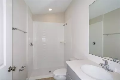 36691 Thornhedge Drive, Zephyrhills, FL 33541 - Photo 17