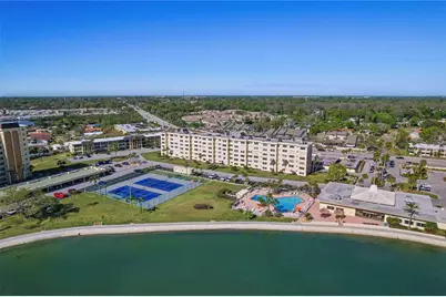 4775 Cove Circle #606, Saint Petersburg, FL 33708 - Photo 25